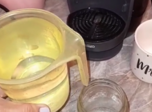 Ručka na bokalu ima još jednu primenu: Nikad se ovoga ne bismo setili, a neverovatno je praktično!