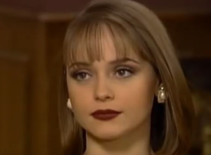 Legendarna "zlobnica" sve je zaprepastila izgledom: Bila je jedna od najlepših glumica, a sad je izobličena od operacija i botoksa