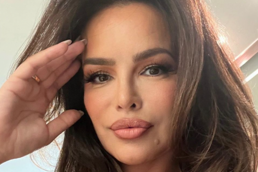 Severina u raskošnom izdanju: Zatvorila godinu onako kako priliči, a evo čiji potpis se našao na glamuroznoj toaleti!
