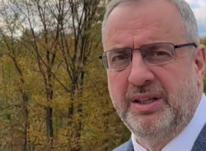 Dr Ranko Rajović upozorio roditelje: 5 grešaka koje usporavaju razvoj inteligencije kod deteta