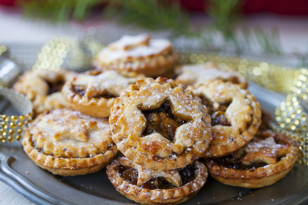 Praznični desert po uzoru na Britance: "Mince pie" treba da se nađe na vašoj trpezi ove sezone, evo kako se sprema!