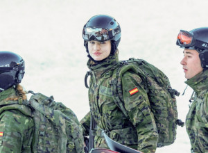 Nema šale sa ovom princezom! Nežna Leonor zamenila bajkovite haljine vojničkom opremom, pred njom su veliki izazovi