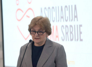 Država će uvek biti uz majke! Ministarka zdravlja Danica Grujičić otvorila drugu konferenciju Asocijacije mama Srbije