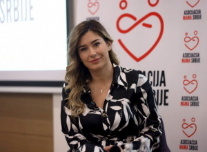 "Ćerke me ništa ne lažu, sve mi pričaju": Influenserka Aleksandra Golijan podelila je svoj najveći majčinski uspeh