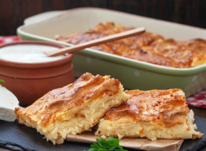 Gibanica sa sirom: Najbrži recept za starinsku pitu, doručak će biti gotov očas posla!