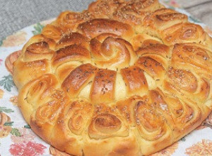 Kako se pravino stavlja novčić u česnicu? Običaji nalažu 1 ispravan način, a ovi delovi Balkana imaju zanimljive tradicije
