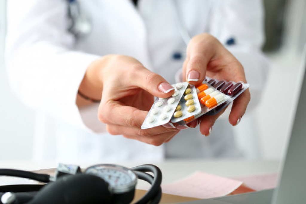 Doktori upozoravaju: Nikada ne kupujte multivitamine sa ovih 6 sastojaka