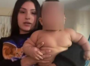 Da li ste videli veću petomesečnu bebu?  Dva miliona ljudi je šokirano pa su razapeli majku, a od njenog odgovora su zanemeli