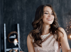 Šta obući za doček? Komadi u metalik nijansama ili šljokice su sjajan izbor