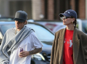 Nevolje u raju: Hejli Biber objavom zaintrigirala fanove, da li je brak sa Džastinom na klimavim nogama?