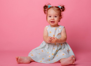 Ona koja je blage naravi i uvek pozitivna: Kratko i moderno ime koje roditelji u Srbiji sve češće daju svojim ćerkama