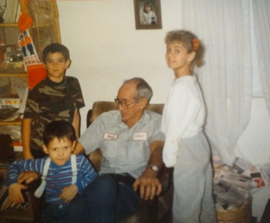 Kad su me dobili, tata je imao 54, a mama 23 godine: Ovako zaista izgleda život sa tako starim ocem