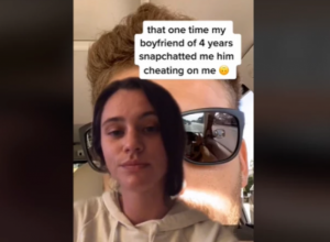 Nije ni slutio da se odao: Dečko joj je poslao fotku iz auta, ono što je ugledala u uglu joj je otkrilo njegovu izdaju