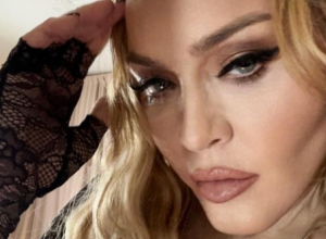 "Šta se tebi ženo dogodilo?": Pop diva Madona poslednjom objavom digla prašinu, fanovi razočarani