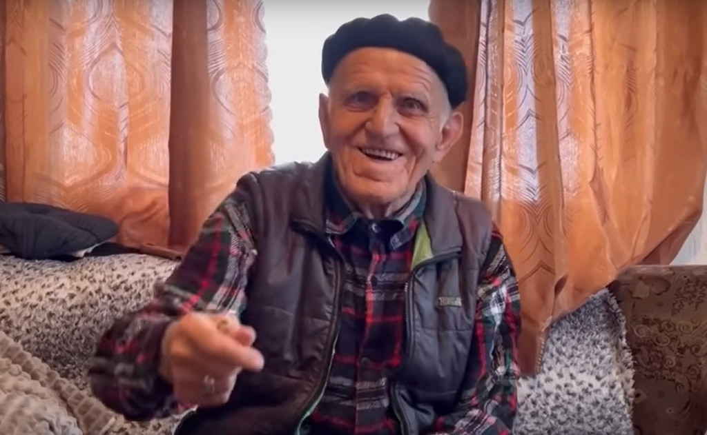 Deka iz Bosne traži devojku: On ima 90 godina, želi da se zabavlja, a žena mora da ispuni ova 2 uslova!