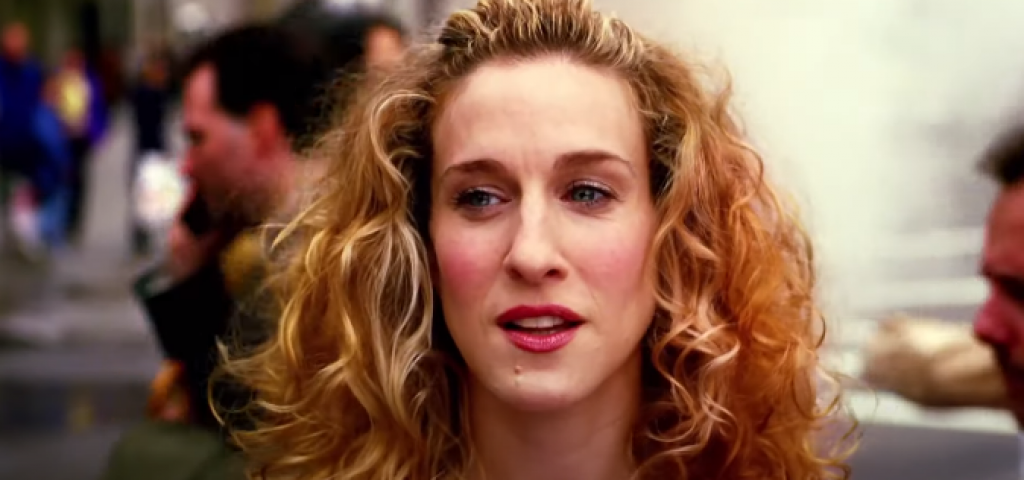 Čuvena suknja iz ,,Seksa i grada" prodata na aukciji: U to vreme nije vredela više od 500 dinara, a sada  košta kao suvo zlato!