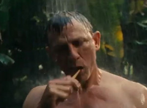 Topi salo i štiti srce: Način na koji se tušira Džejms Bond pozitivno utiče i na zdravlje i na izgled