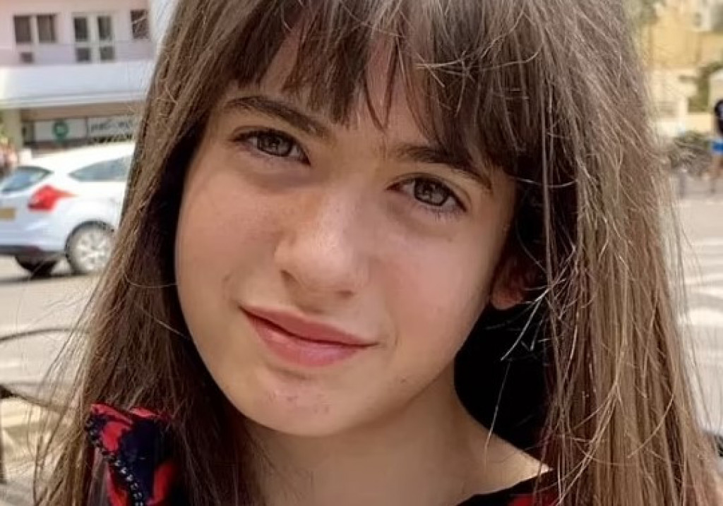 "Sutra će biti težak dan. Budi uz mene": Ovo su poslednje reči Mije (14), koja nije dočekala sutra, jer više nije mogla da trpi maltretiranje u školi