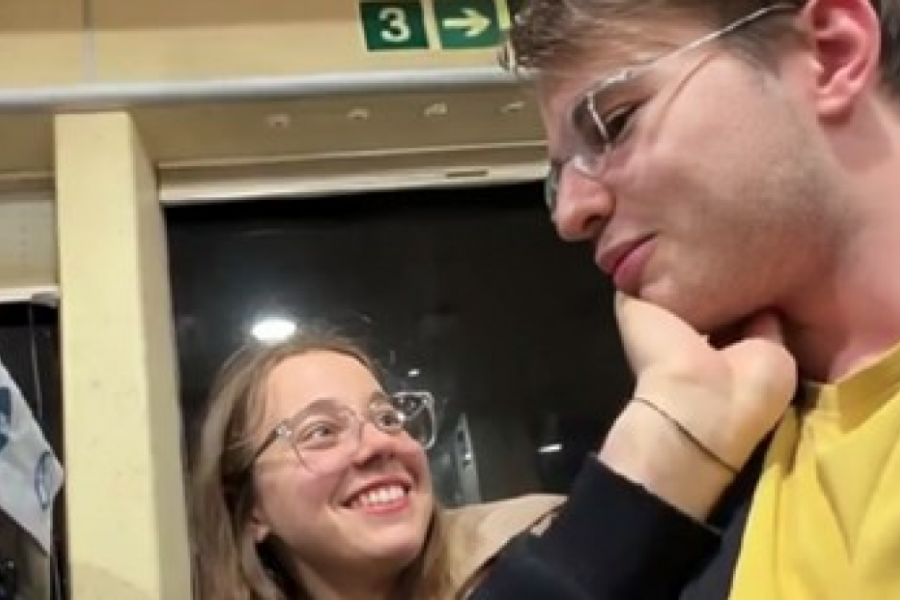 Ljubav u doba tehnologije: Aleksandar ,,prešao igricu" neverovatnim umećem, evo kako je upoznao ženu svog života!