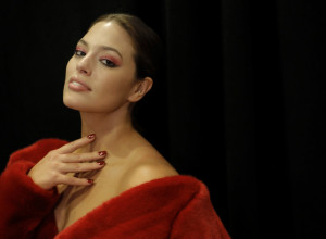 "Ista kao sve ostale": Evo kako sada izgleda Ešli Grejem, manekenka od 92 kilograma koja je ponosno nosila svoje obline