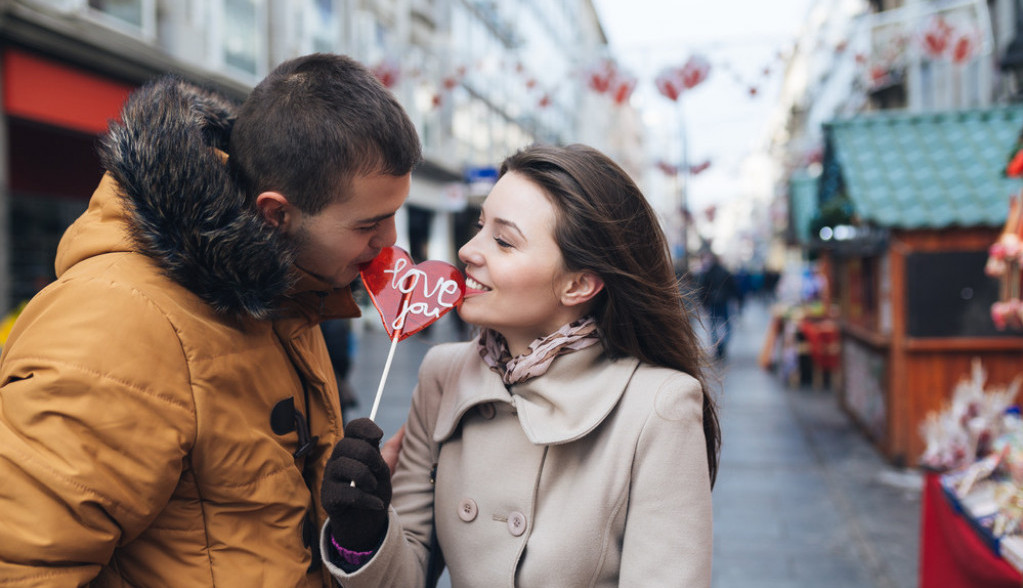 Filmski romantici: Ova 4 znaka cene lepotu iskrene ljubavi, uživaju u malim znacima pažnje