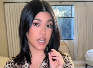 Ni sestra nije odolela trendu: Viralni ,,naravno" video Kim Kardašijan inspirisao Kortni da ostavi svoj pečat, tajming je bio perfektan!