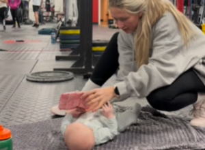 "Da li si ti ženo normalna?": Mama došla u teretanu sa bebom, ono što je uradila je sve ostavilo bez teksta