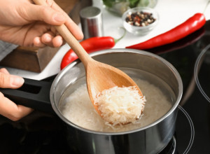 Kako se kuva pirinač? Ovo je tajna savršeno skuvanog zrna, više vam neće biti gnjecavo, a ni tvrdo