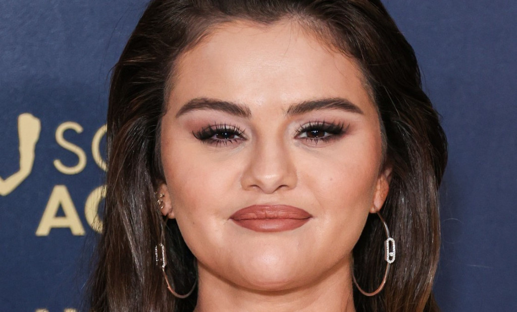 Šminkerka Selene Gomez otkriva tajnu: Žene mahom zaboravljaju da konturišu ovaj deo lica, sitnica ali čini čudo!