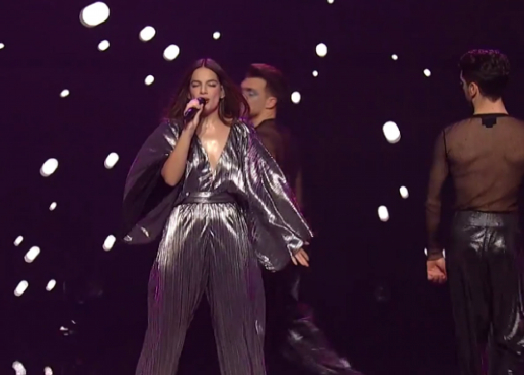 Šljokice u prvom planu: M.IRA oborila publiku s nogu večerašnjim autfitom