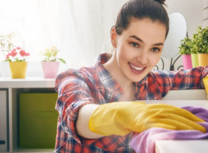 Fantastično mirišu, a još bolje čiste: Napravite prirodna sredstva za čišćenje tepiha i brisanje prašine
