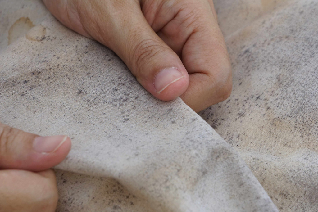 Rešite se buđi na odeći: Uz ove trikove biće ponovo čista i mirisna, za tren zaboravite na mrlje