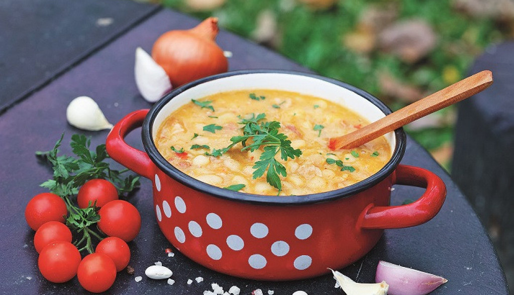 Tajna je u jednom sastojku: Baba Radmilini saveti za savršen pasulj, gotov za sat vremena