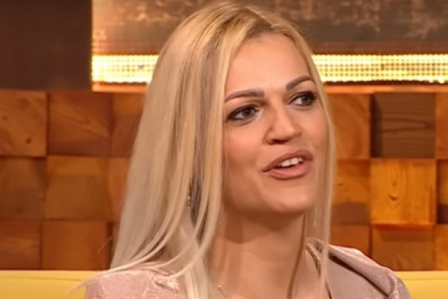 “Ljudi kad nas vide pitaju da li vodim vrtić”: Marijana, samohrana majka ima dva fakulteta, 2 posla i petoro dece, a ovo je njena poruka