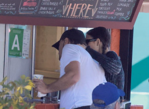 Svaka lepotica bi u 25-oj pored njega "uvenula": Samo je ona uspela da zauzda okorelog neženju