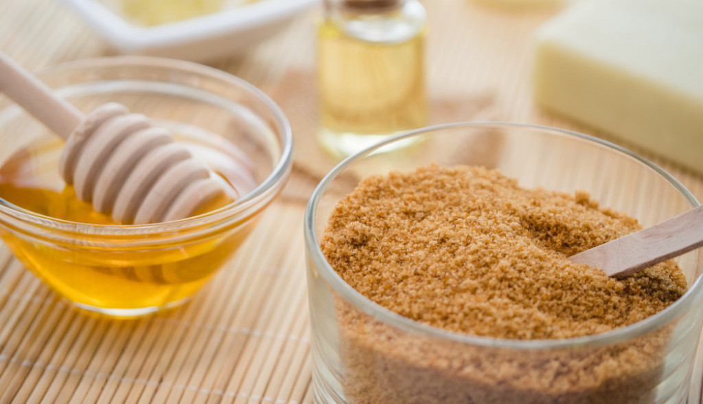 Piling koji je oduševio žene: Koža će biti mekana i sveža, a sve sastojke već imate u kuhinji