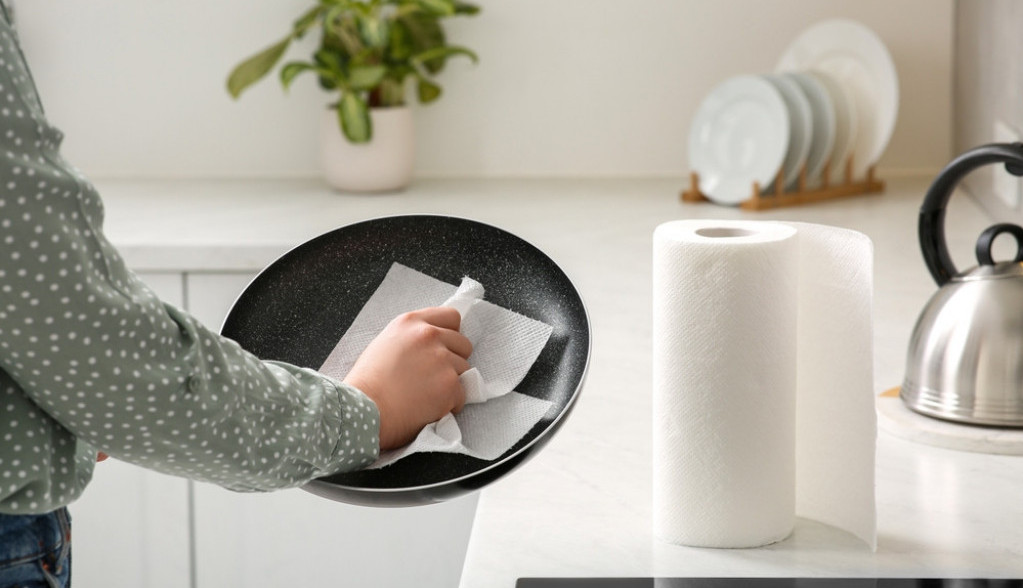 Izbegavajte ih: Sudove ne biste trebali da brišete papirnim ubrusom, može biti jako štetno