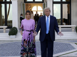 Sve je isto kao nekada: Melanija opet ne da ruku Donaldu, evo šta kaže stručnjak za govor tela