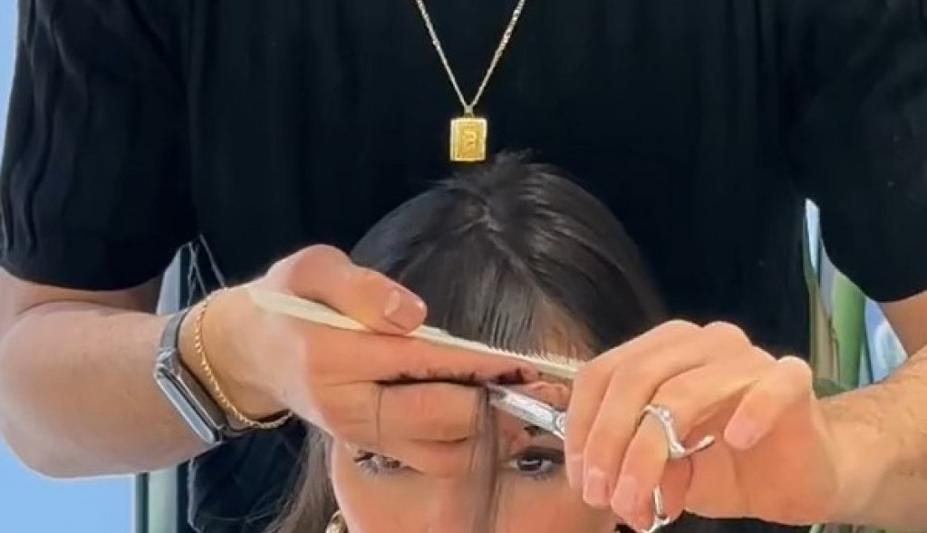 Ovo je najmodernija frizura: „Mob wife“ daje volumen tankoj kosi, a odlično pristaje i ženama preko 40 godina