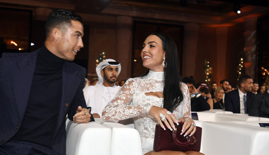 Georgina Rodrigez i Ronaldo iznenadili fanove: Pobegli na kratak odmor, fudbalera nikad niste videli ovakvog