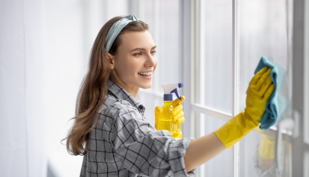 Mrlje od vode je nekad teško ukloniti: Tri metode koje će vam pomoći da se prozori blistaju