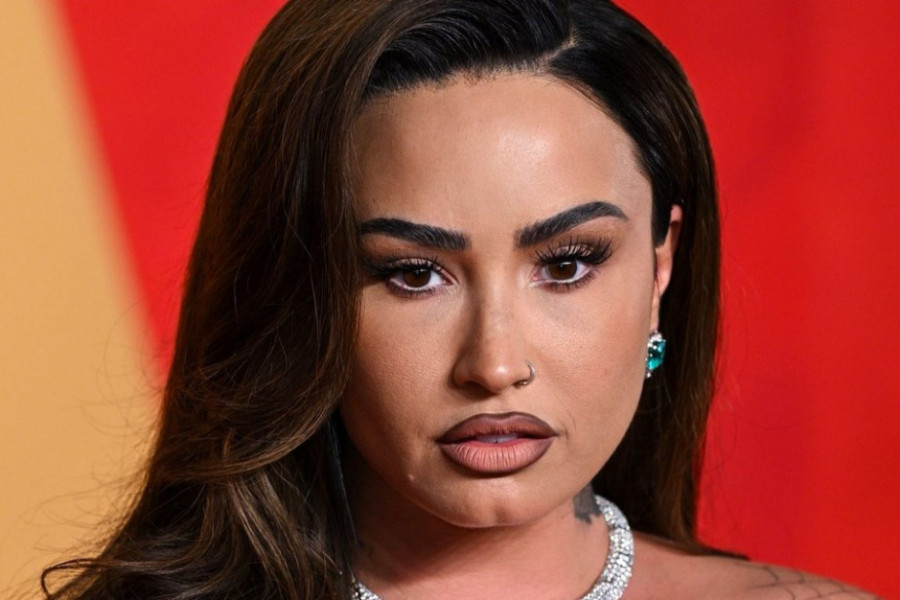 Lepa kao lutka: Pevačica Demi Lovato pokazala divnu novu frizuru, žene odmah pojurile do salona