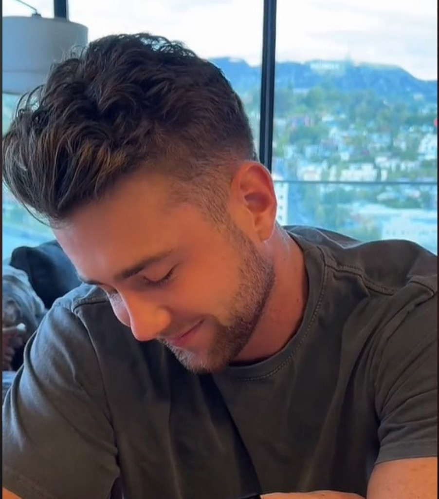 Tužna vest: Poznati glumac, koga žene obožavaju, saopštio da ima rak, a tek mu je 26 godina