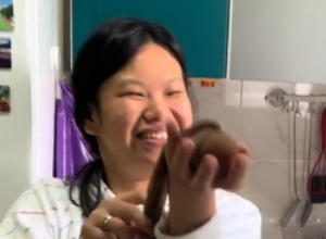 Tradicionalno je najbolje! Srpska snajka iz Kine pokazala kako farba jaja, metodu naučila od svekrve