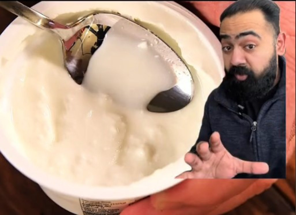 Kada otvorite jogurt, pronađete vodu unutra? Doktor otkriva da li to znači da je pokvaren, i zbog čega se u grčkim ne pojavljuje