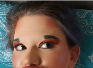 Zovu je Barbi: Andrea ima najveće usne na svetu, potrošila je na njih 23.000 evra!