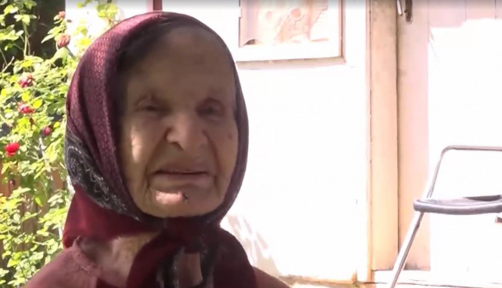 Baka Ljubica napunila 101 godinu! Ništa je ne boli, ne pije lekove, ali ovo nikada nije radila