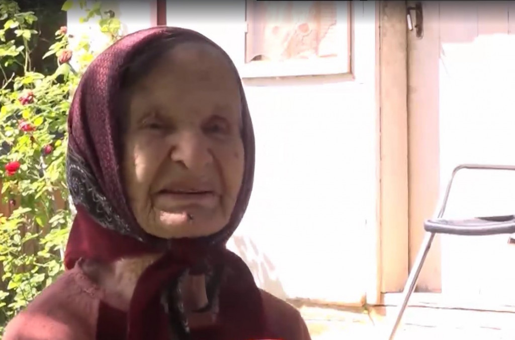 Baka Ljubica napunila 101 godinu! Ništa je ne boli, ne pije lekove, ali ovo nikada nije radila