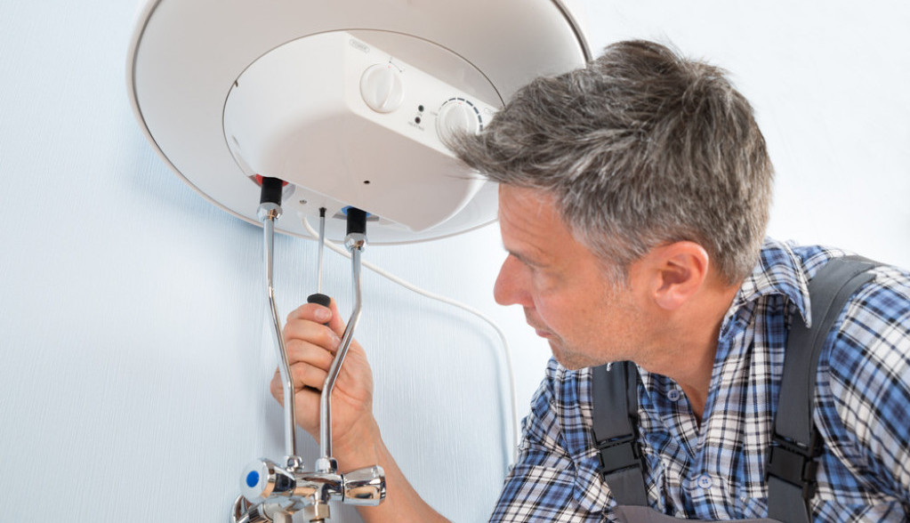 „Ovaj najavljuje da će uskoro da crkne“: Majstor Rale objasnio šta znače zvukovi koje pravi bojler