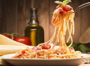 Kako da se testenina ne slepi: Primenite trik kuvara i pasta će biti rastresita kao iz restorana!